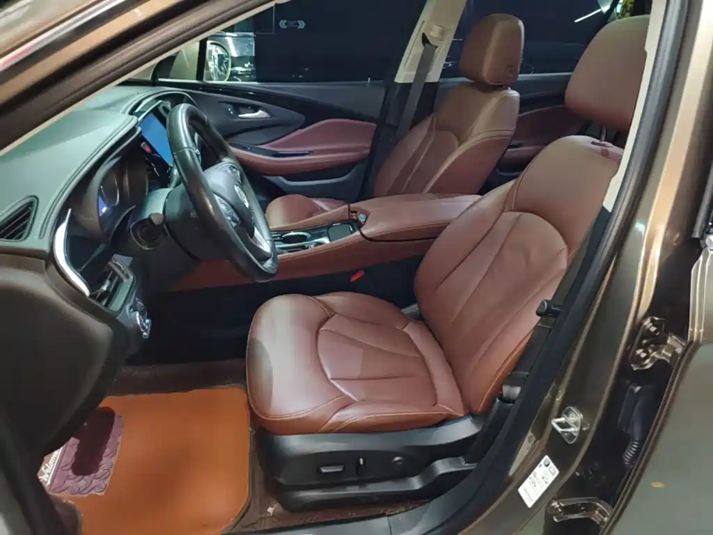 Buick Envision Plus 2019 — фото 15