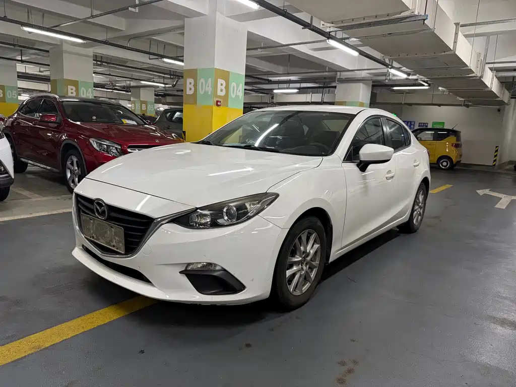 Mazda 3 Axela 2014