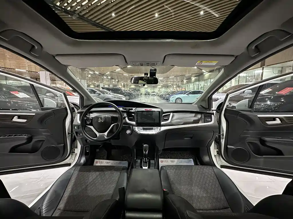 Honda Jade 2019 — фото 8