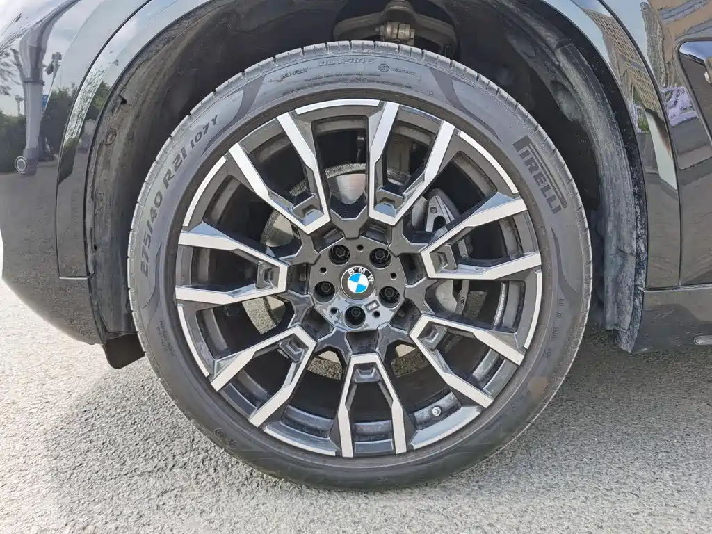 BMW X5 2025 — фото 9