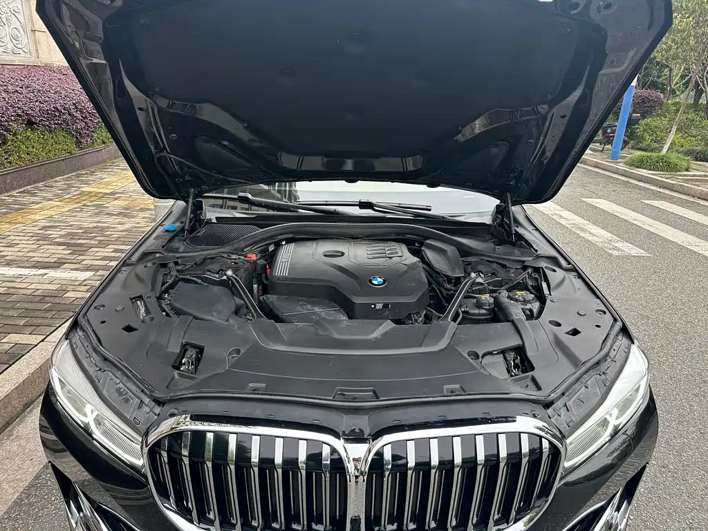 BMW 7 Series 2019 — фото 12