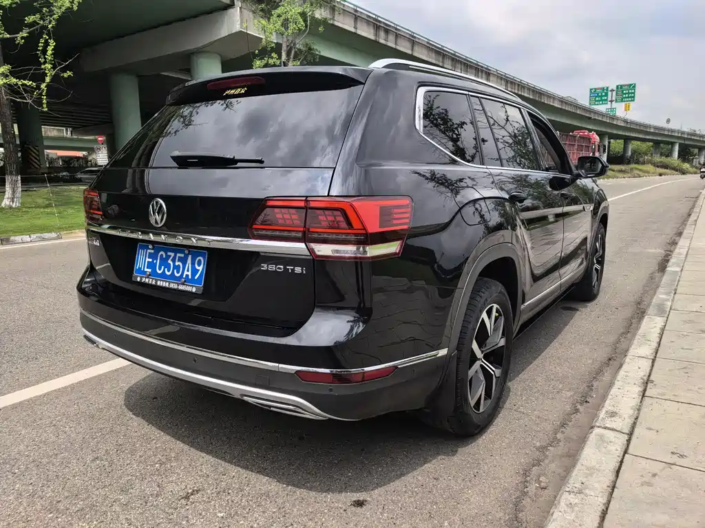 Volkswagen Teramont 2018 — фото 16