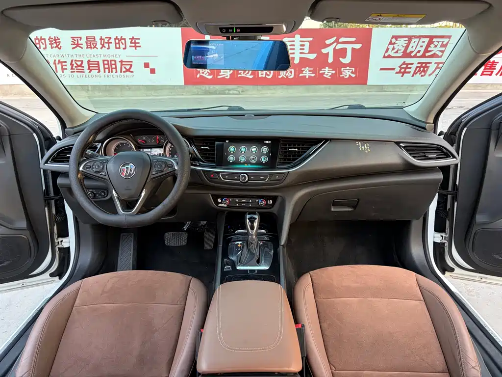 Buick Regal 2018 — фото 9