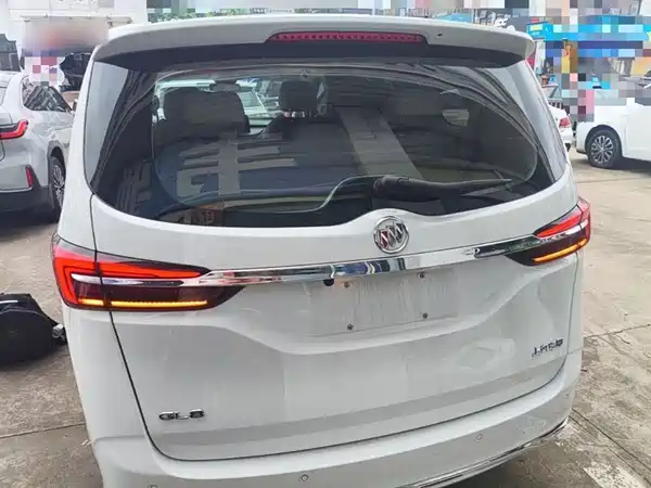 Buick GL8 2023