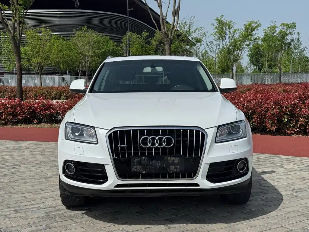 Audi Q5 2015 — фото 2