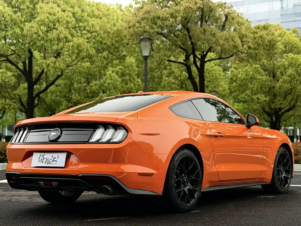 Ford Mustang 2020 — фото 7
