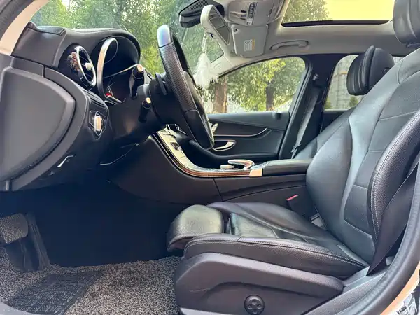 Mercedes-Benz C-Class 2016