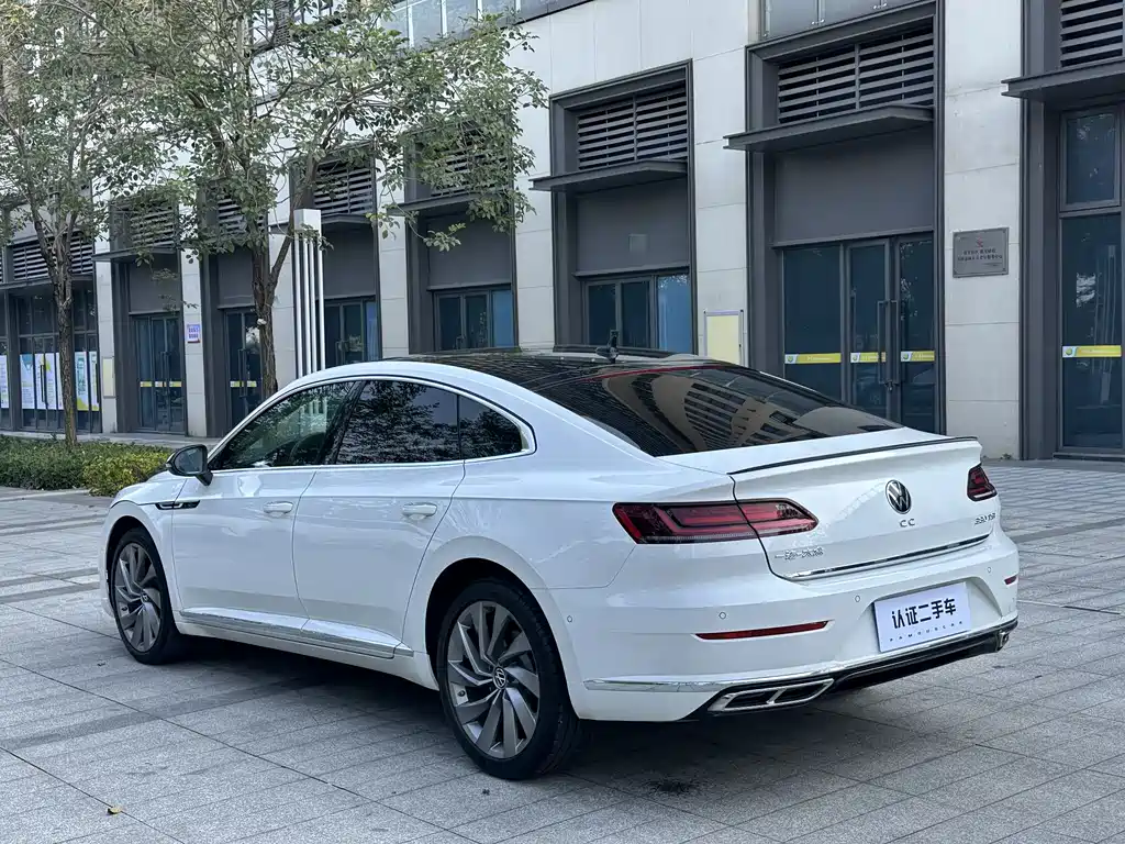 Volkswagen CC 2022 — фото 17