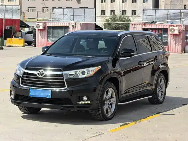 Toyota Highlander 2016