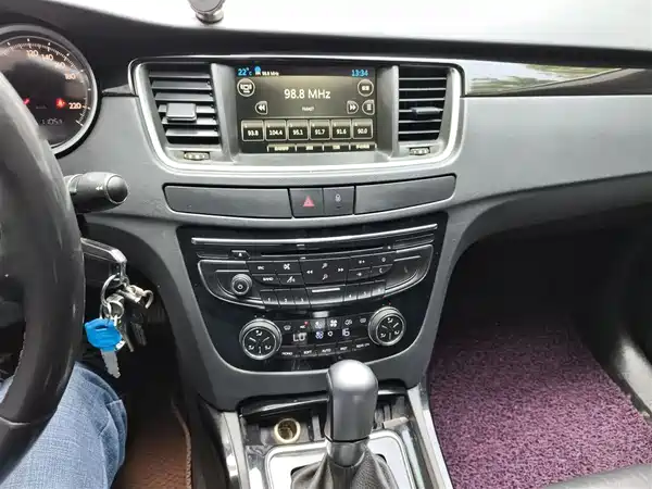 Peugeot 508 2012