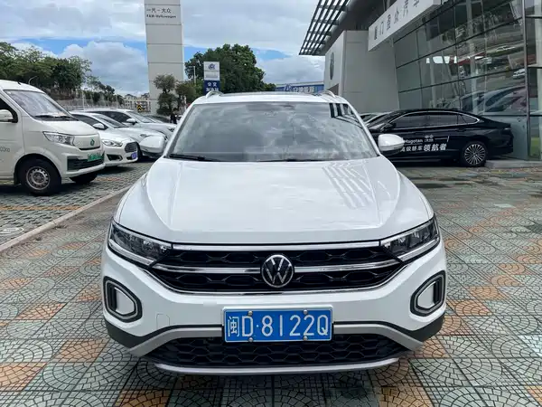 Volkswagen T-Roc 2024