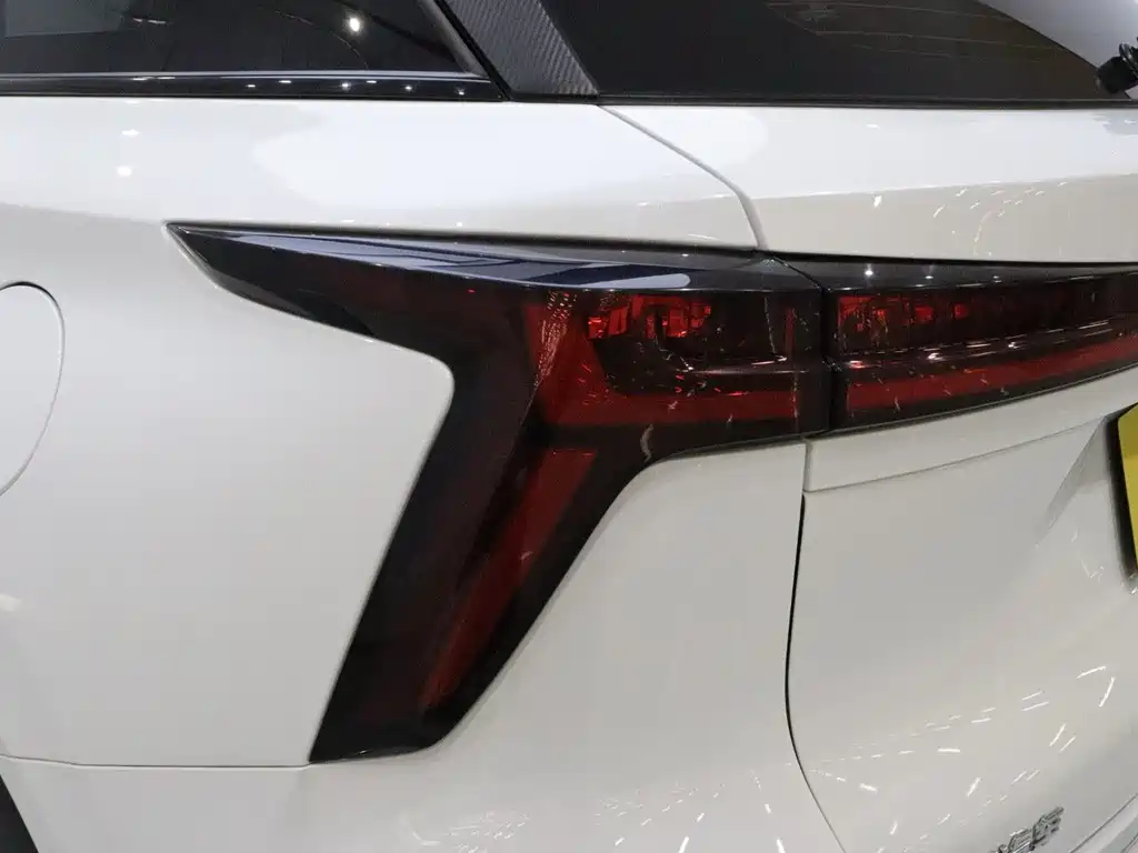 Changan CS75PLUS 2022 — фото 18