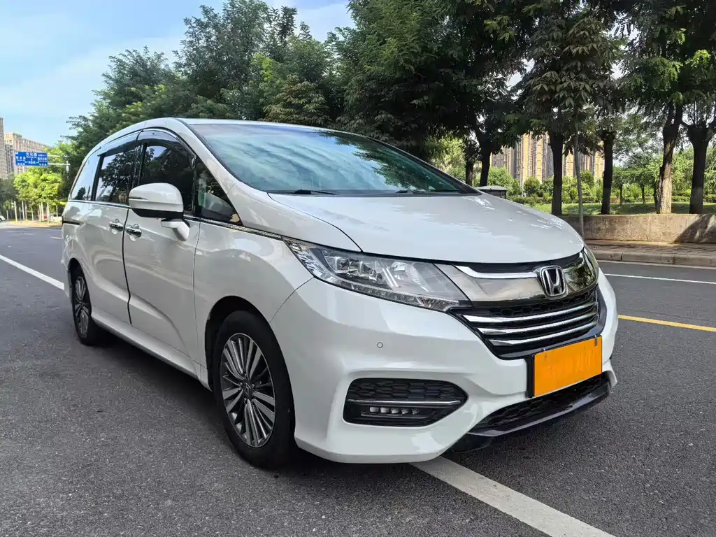 Honda Odyssey 2019 — фото 3