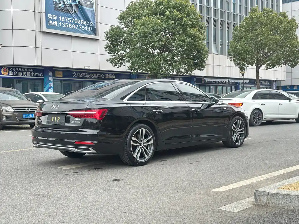 Audi A6L 2023 — фото 5