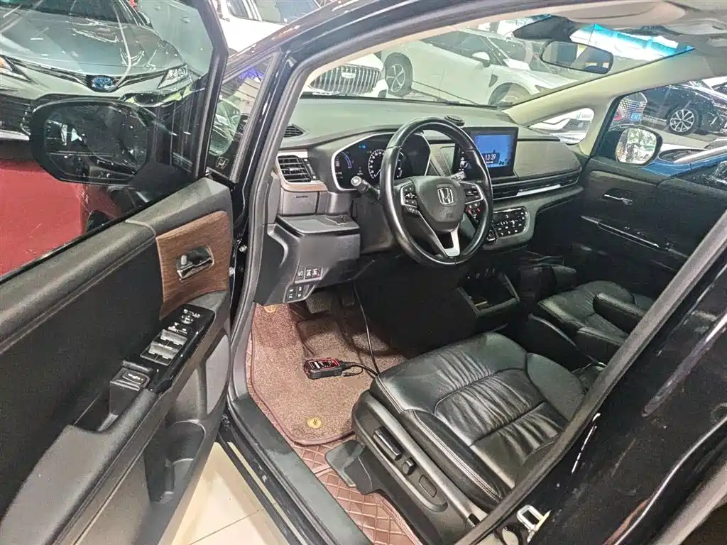 Honda Odyssey 2023 — фото 16