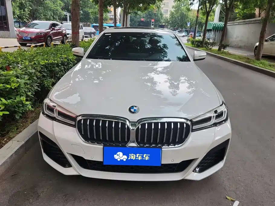BMW 5 Series 2024