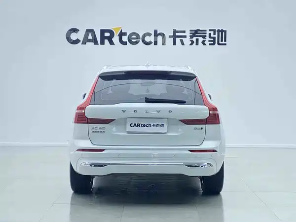 Volvo XC60 2024