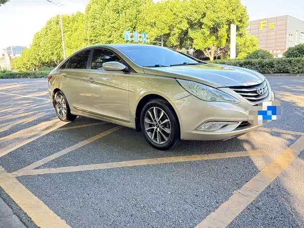 Hyundai Sonata 2013