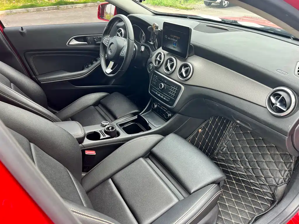 Mercedes-Benz GLA 2017 — фото 8