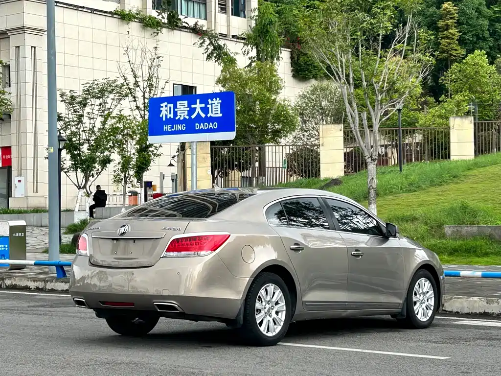 Buick LaCrosse 2013 — фото 13
