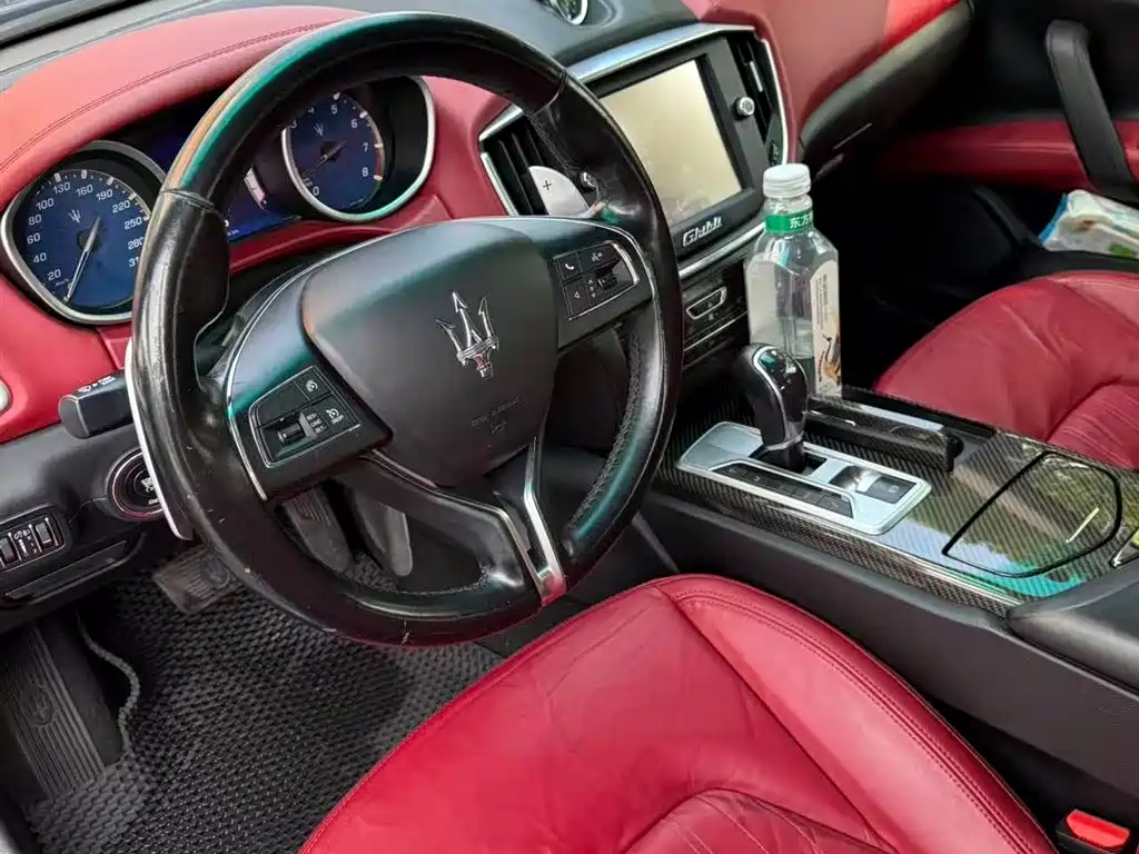 Maserati Ghibli 2014 — фото 9