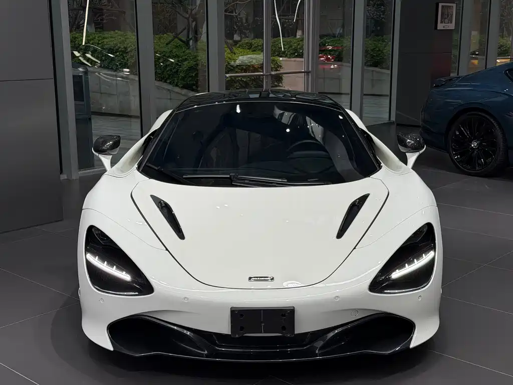 McLaren 720S 2018 — фото 2