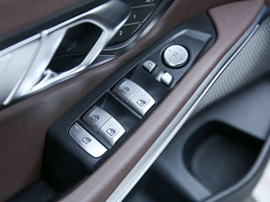 BMW 3 Series 2020 — фото 19