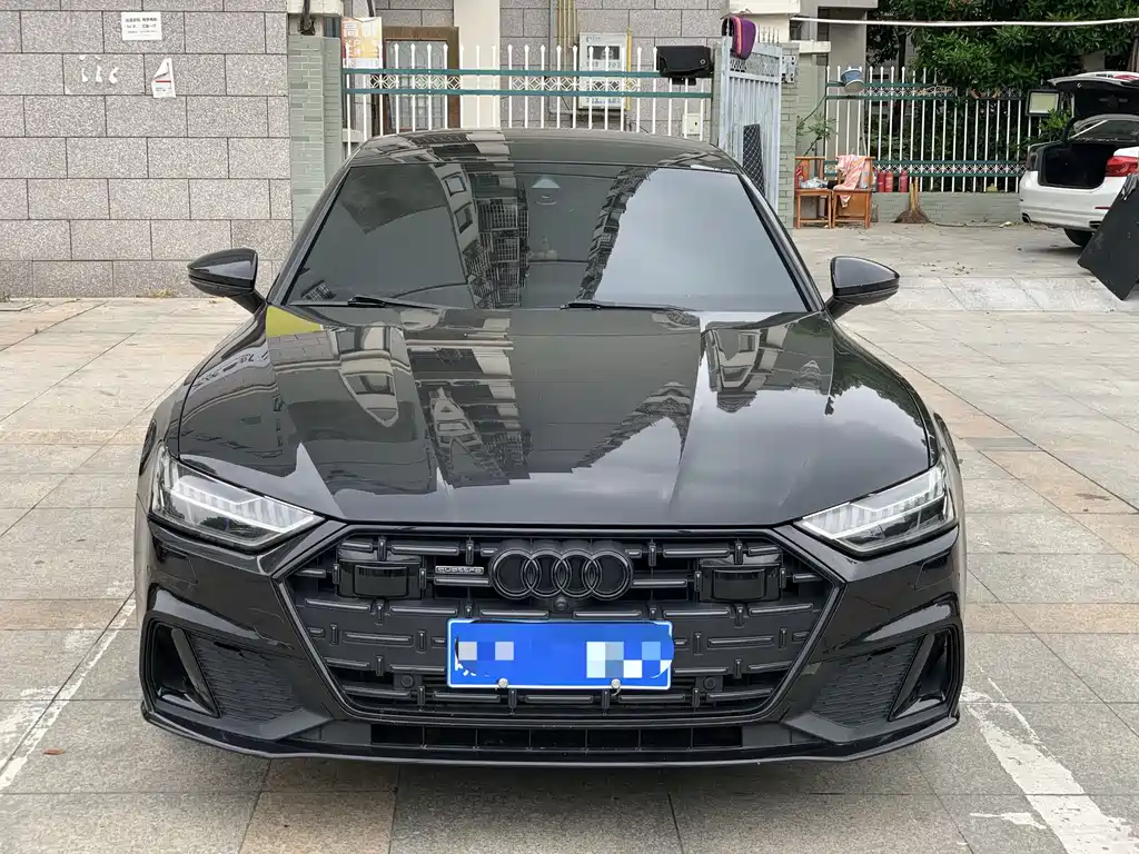 Audi A7L 2023 — фото 2