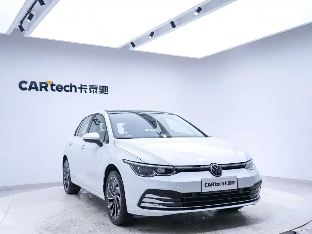 Volkswagen Golf 2022