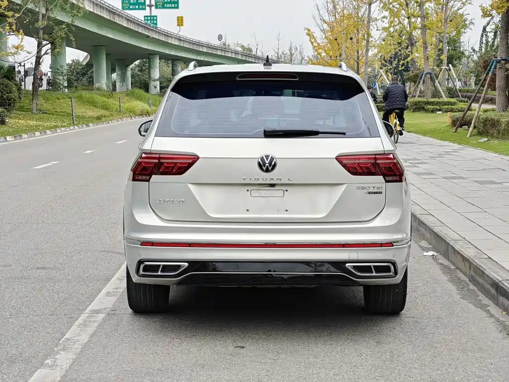 Volkswagen Tiguan L 2022 — фото 4