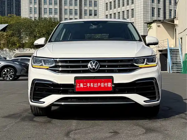 Volkswagen Tiguan L 2022