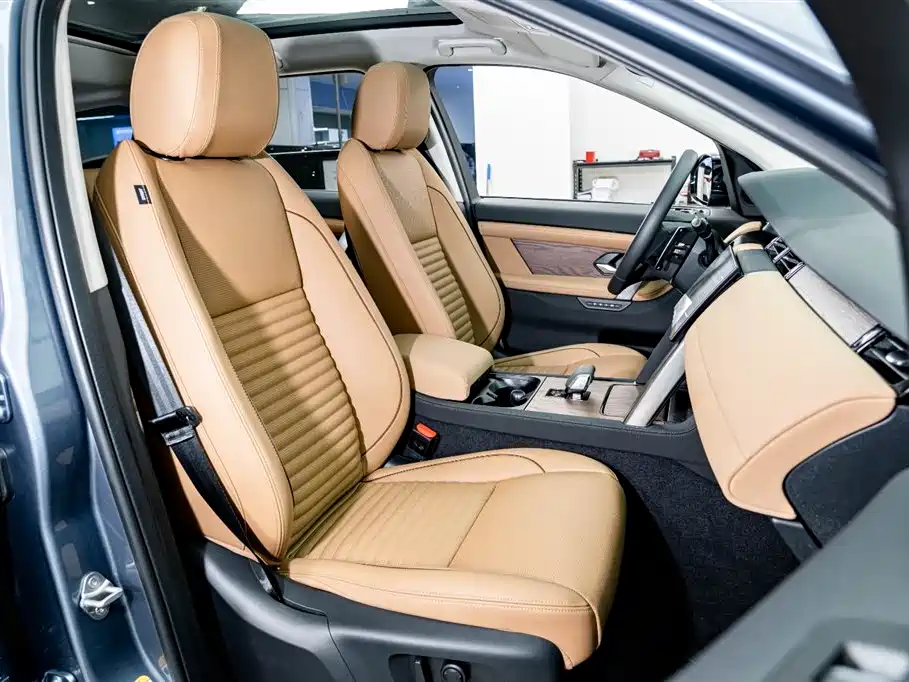 Land Rover Discovery Sport 2024 — фото 19