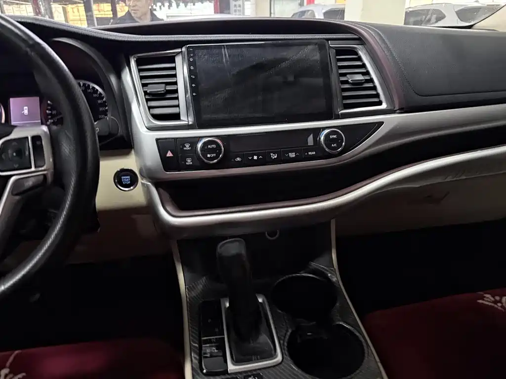 Toyota Highlander 2017 — фото 18