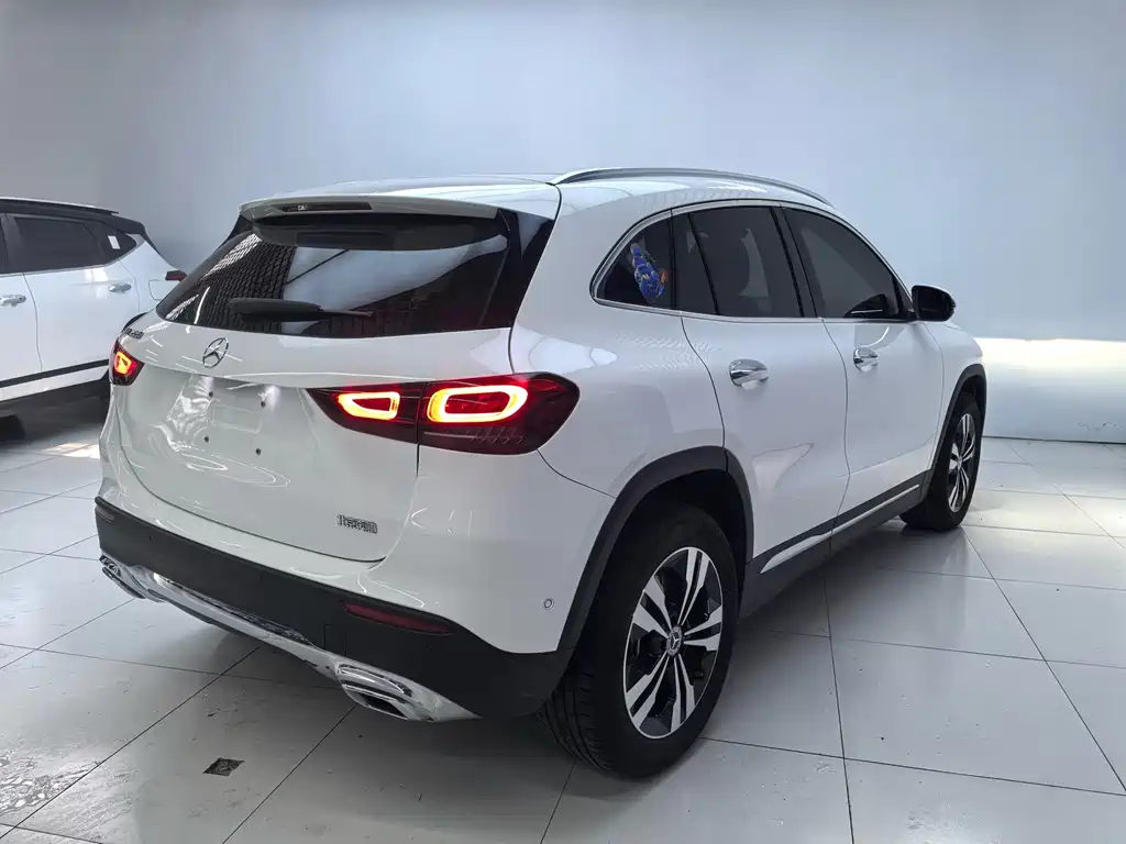 Mercedes-Benz GLA 2022 — фото 19
