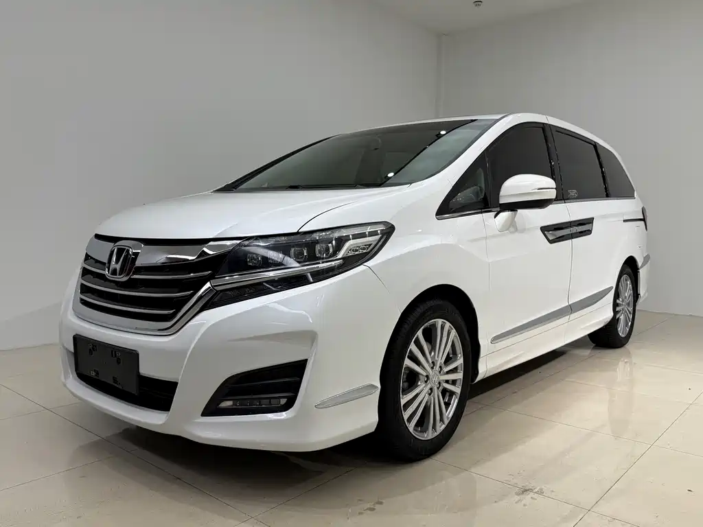Honda Elysion 2018 — фото 1