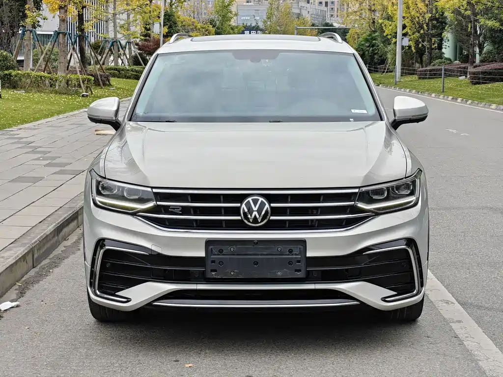 Volkswagen Tiguan L 2022 — фото 2
