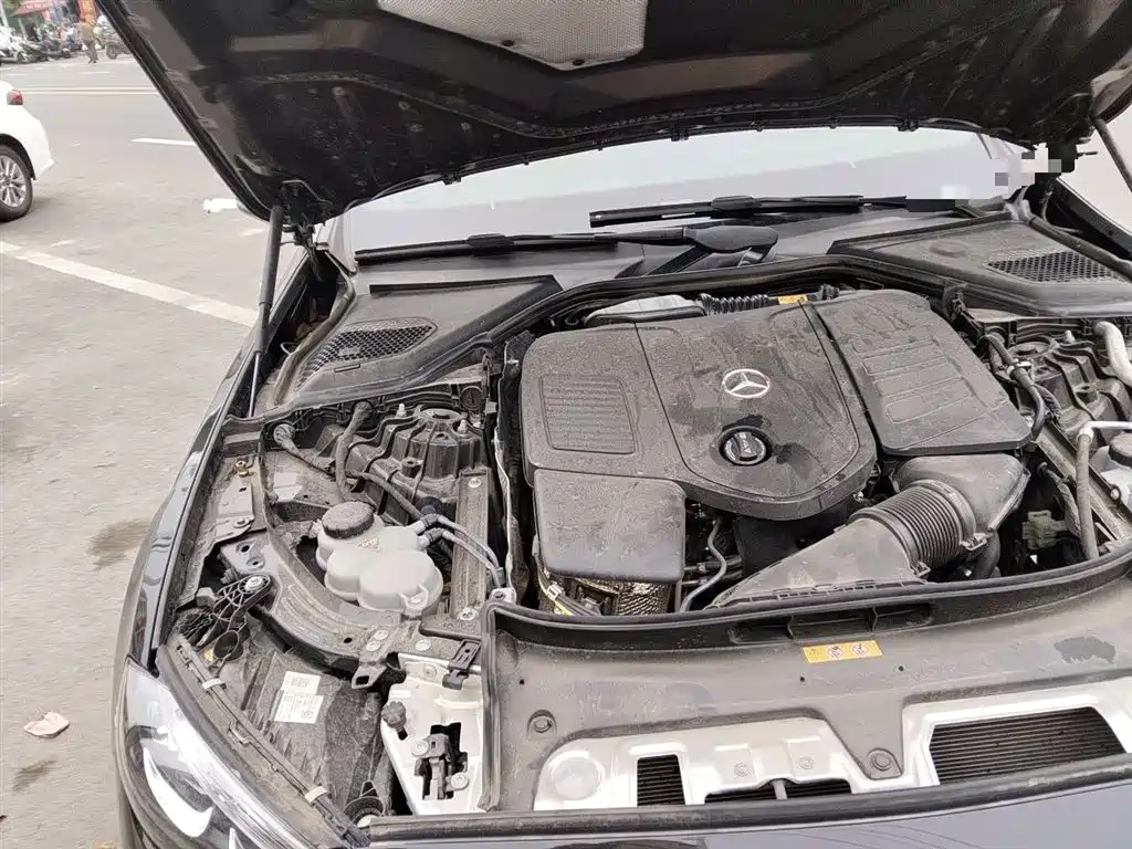 Mercedes-Benz E-Class 2025 — фото 23