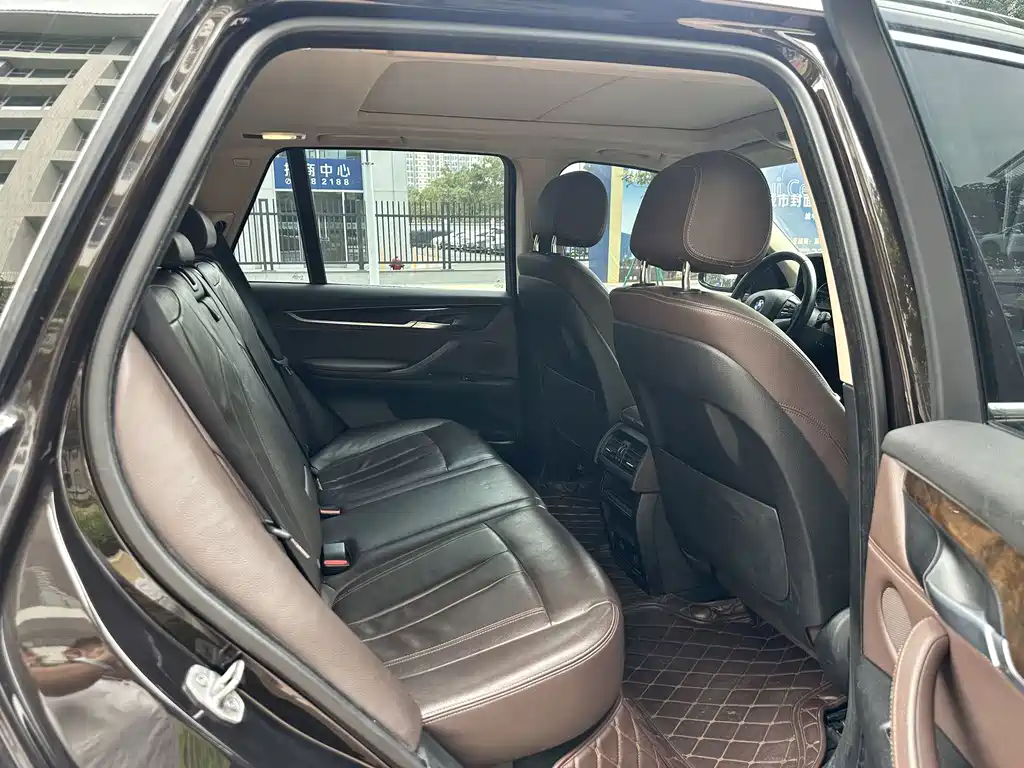 BMW X5 2017 — фото 17