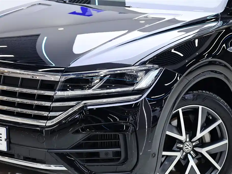 Volkswagen Touareg 2020 — фото 10