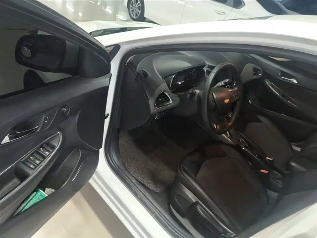Chevrolet Cruze 2015 — фото 16