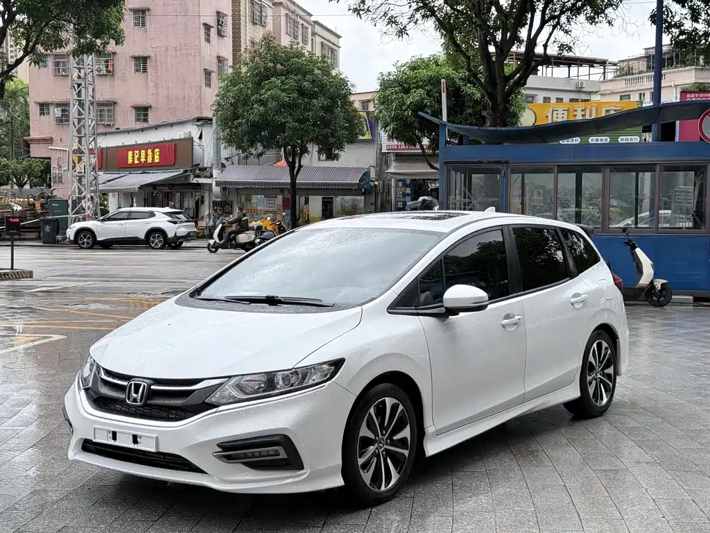 Honda Jade 2018 — фото 1