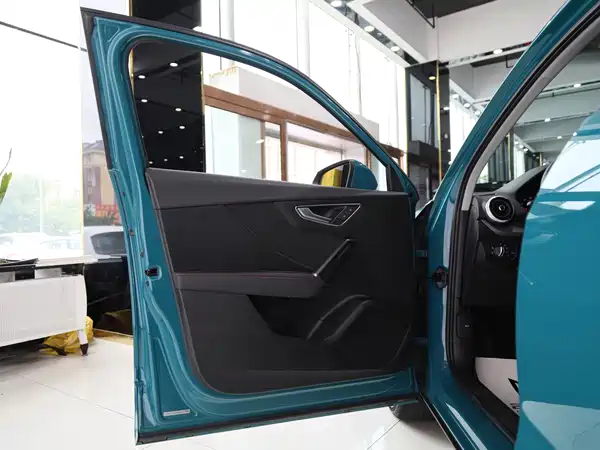 Audi Q2L 2022