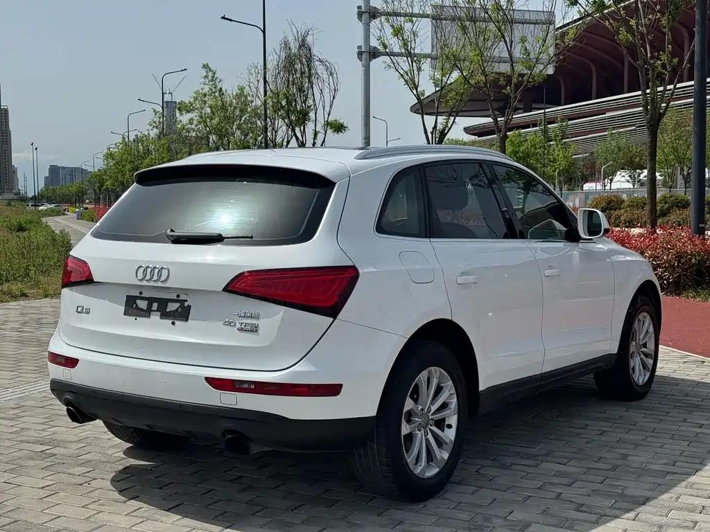 Audi Q5 2015 — фото 14