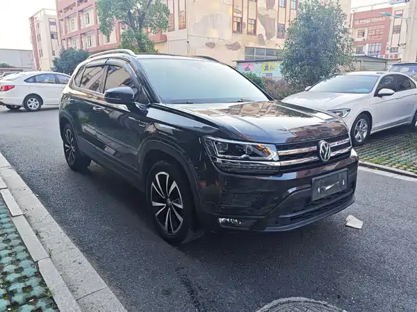 Volkswagen Tharu 2019