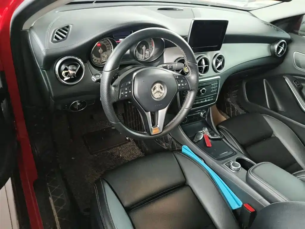 Mercedes-Benz GLA 2016 — фото 10