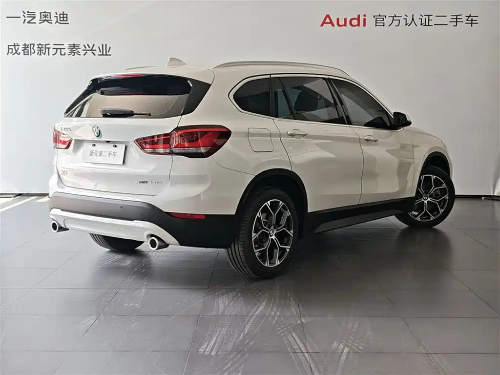 BMW X1 2022 — фото 4