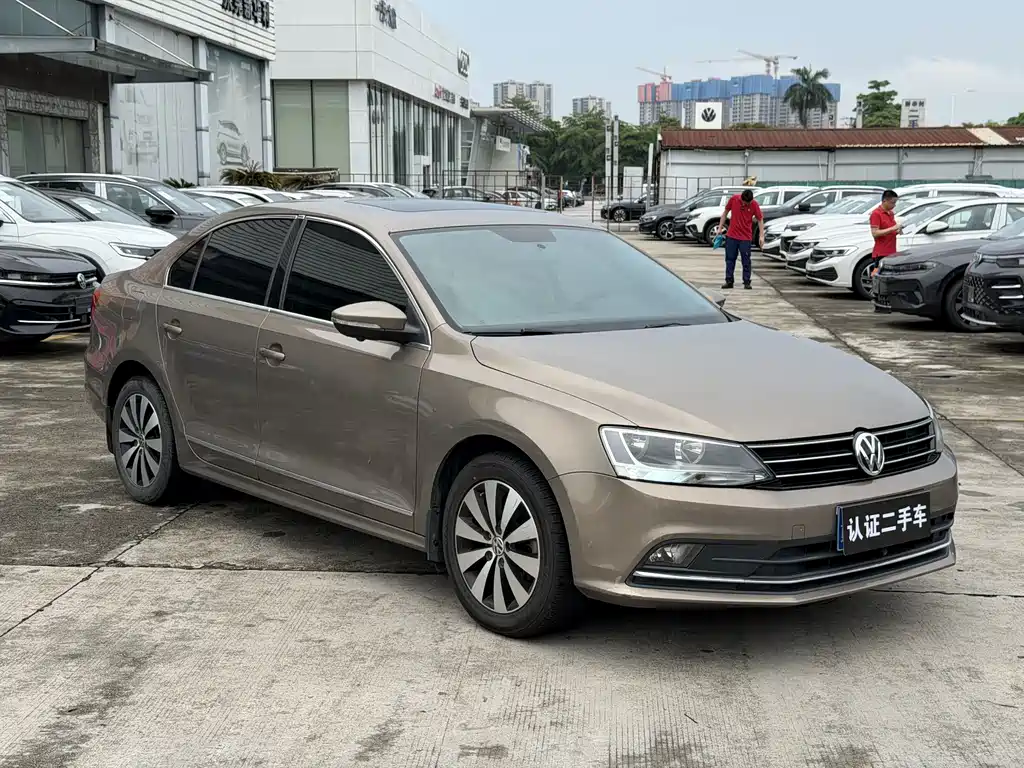 Volkswagen Sagitar 2018 — фото 3
