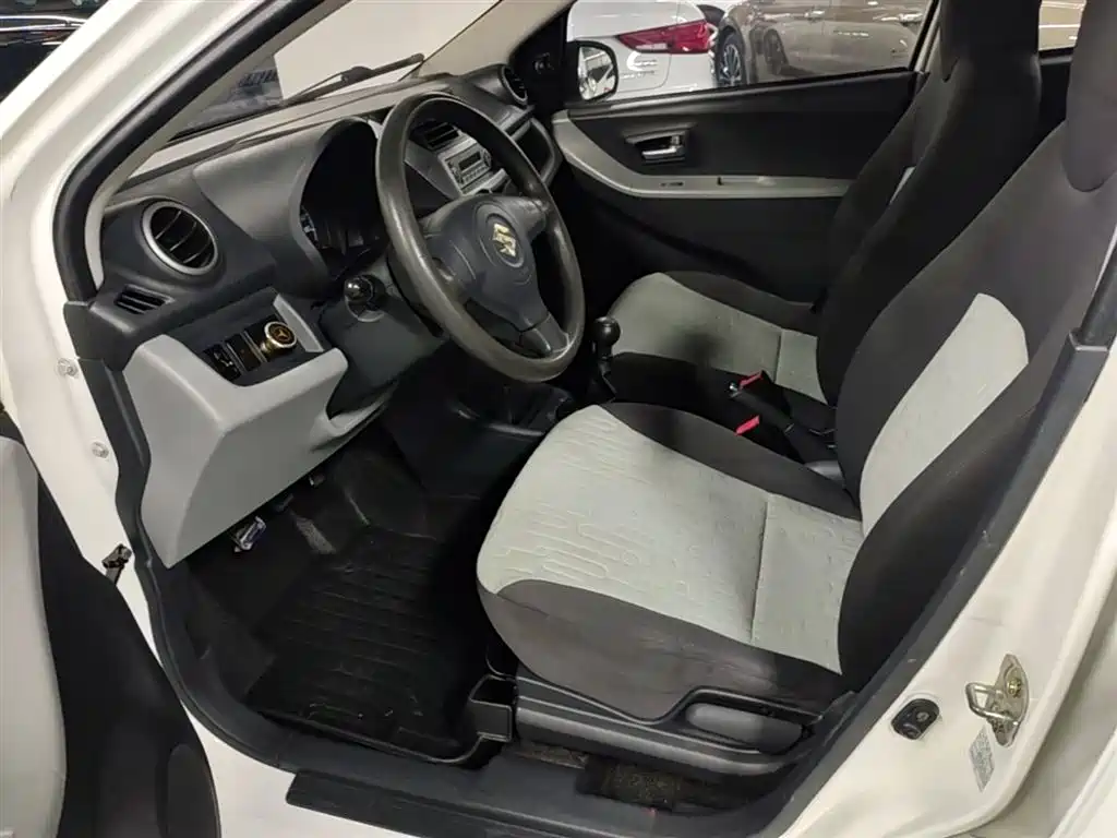 Suzuki Alto 2017 — фото 15