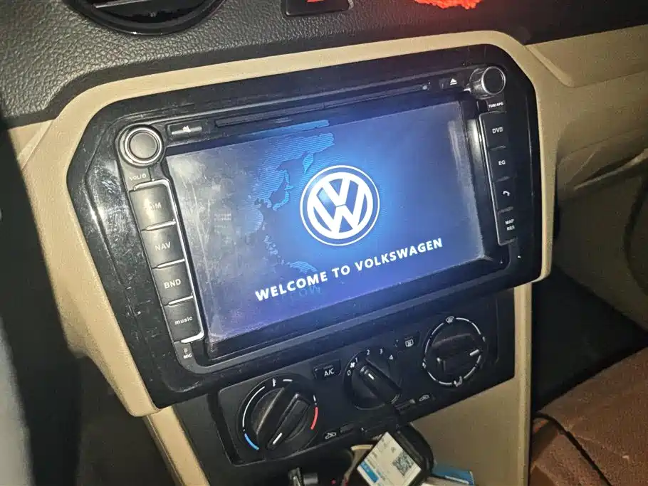 Volkswagen Jetta 2016 — фото 13