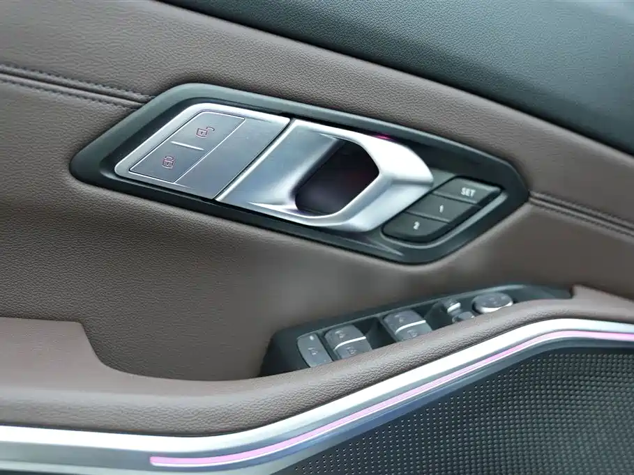 BMW 3 Series 2022 — фото 15